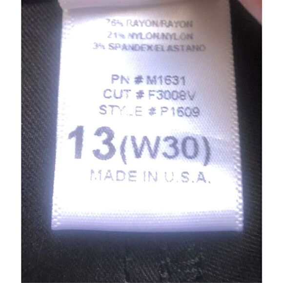 Akira Faux Leather Shorts - Picture 4 of 7